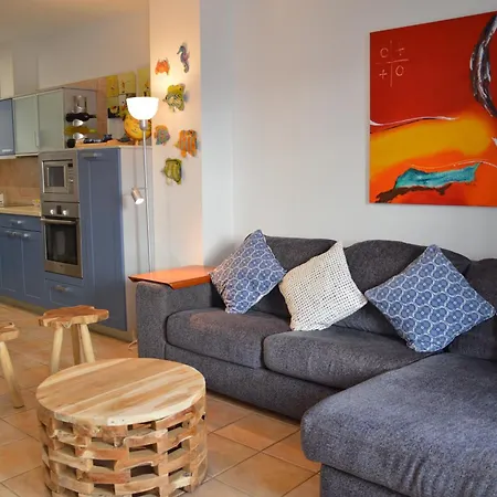 Oasis A 20 M De La Playa Сasa de vacaciones Famara