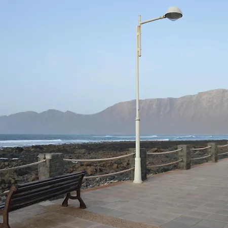 Oasis A 20 M De La Playa *