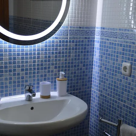 Oasis A 20 M De La Playa * Famara