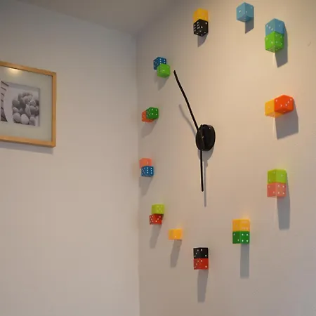 Oasis A 20 M De La Playa Feriehus Famara