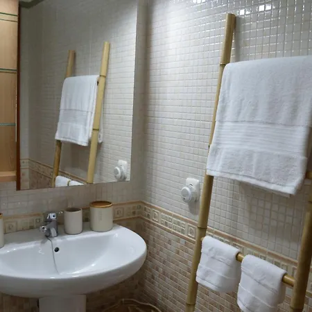 Oasis A 20 M De La Playa * Famara