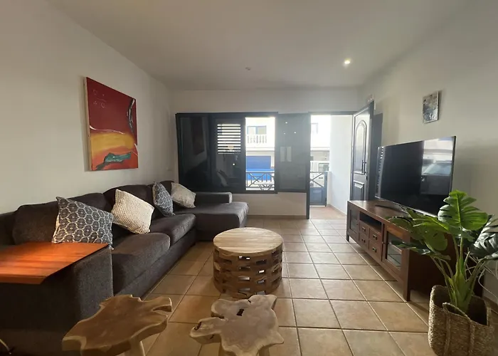 Oasis A 20 M De La Playa * Famara